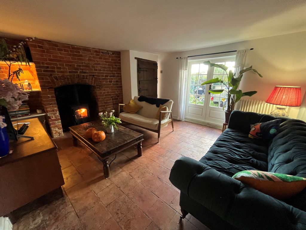 Property photo 3 of 17