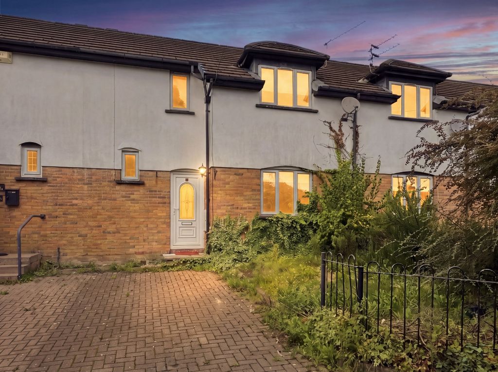 Property photo 1 of 19 4884170