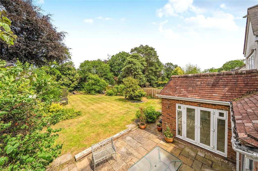 Property photo 2 of 33 Picture No. 19
