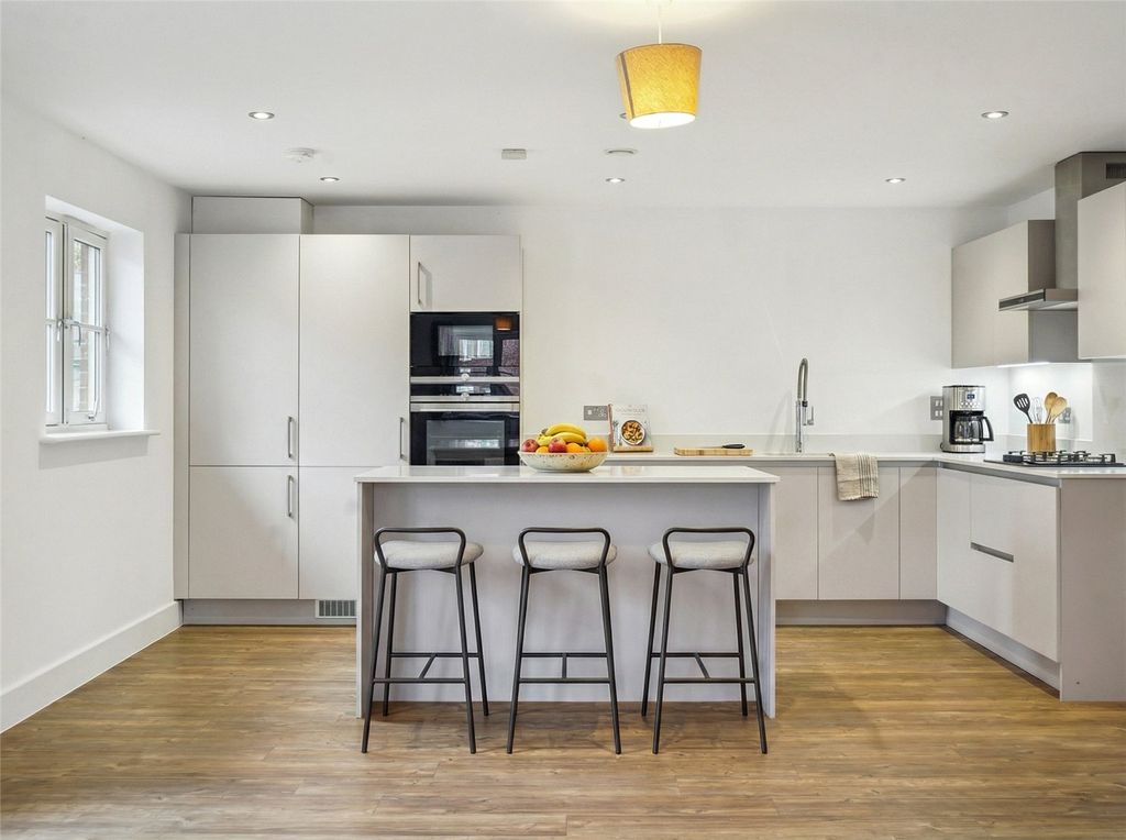 Property photo 3 of 17 Picture No. 37