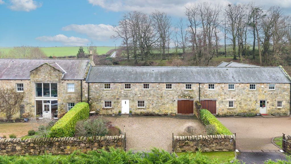 Property photo 1 of 47 2 Sturton Grange Mill