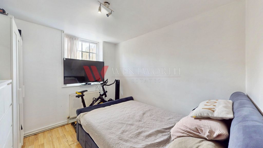 Property photo 3 of 14 Photo 1
