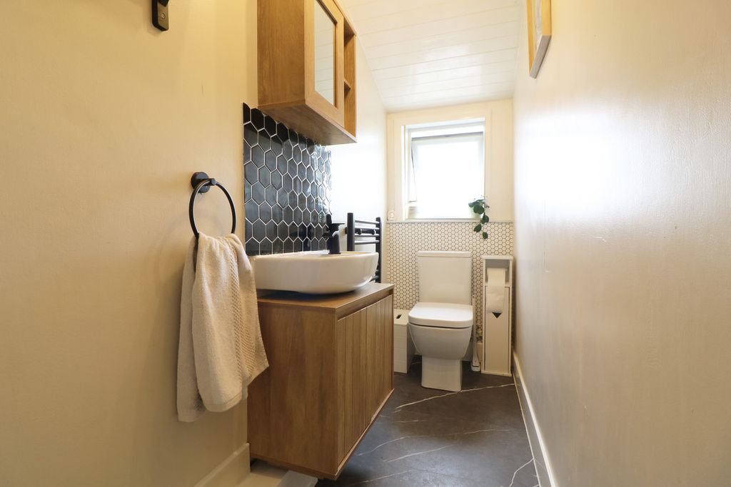 Additional image 8 of 1 bed flat for saleCaerlaverock Road, Prestwick KA9