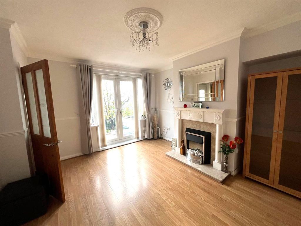 Property photo 3 of 13 Img-20251105-Wa0046.Jpg