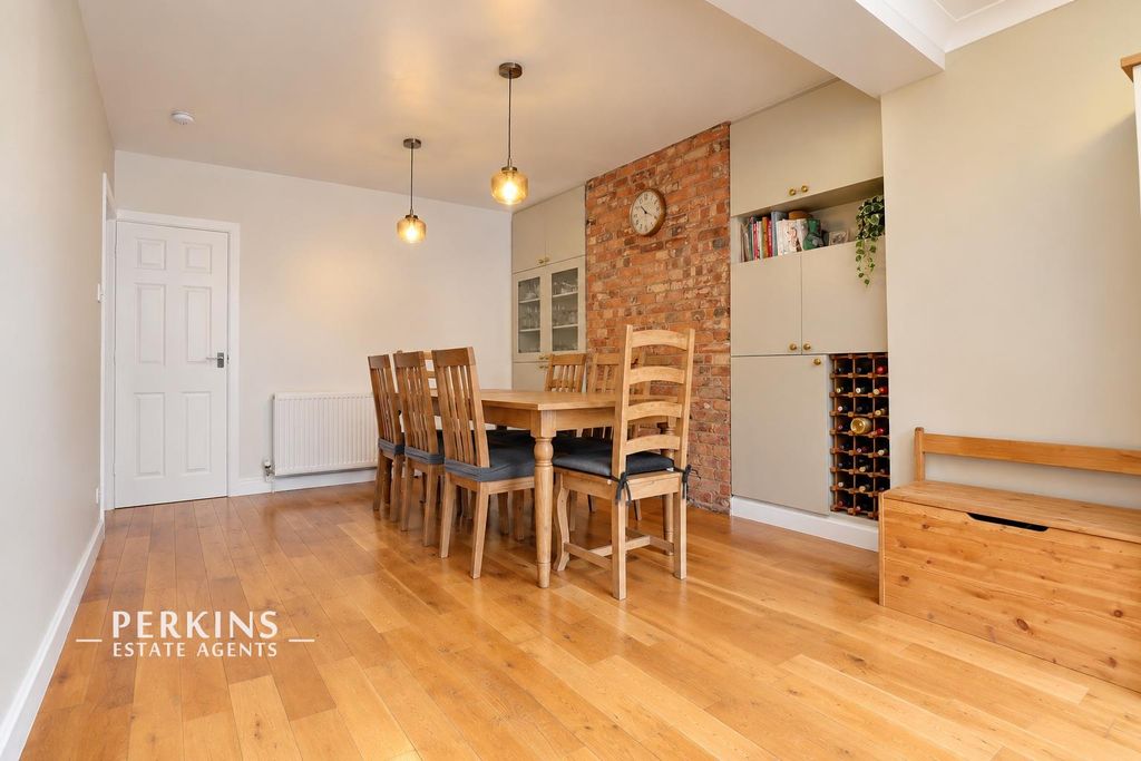 Property photo 3 of 14 Dining.Jpg
