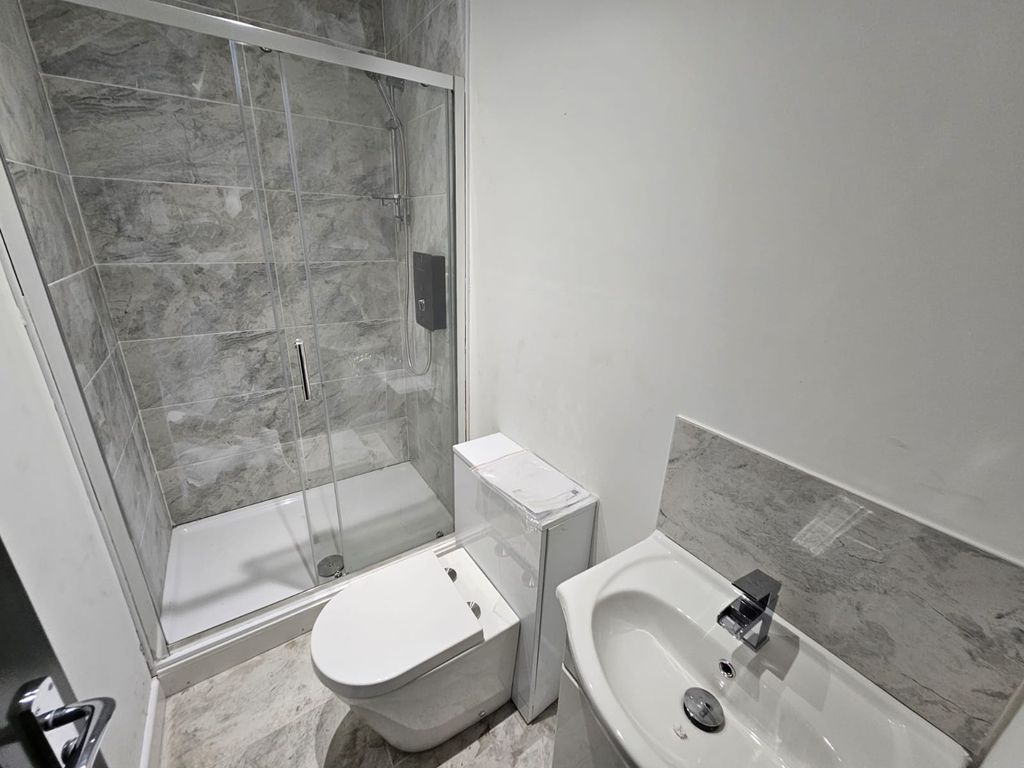 Property photo 2 of 5 Photo 2
