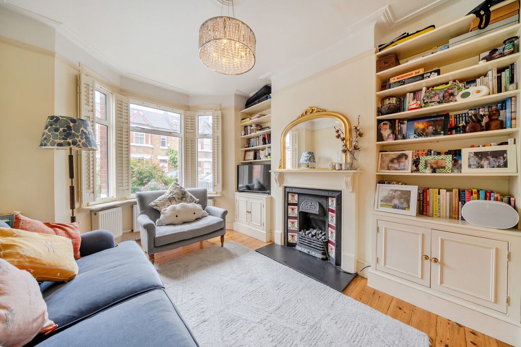 Property photo 2 of 13 1470280-8-6A1Ec07...
