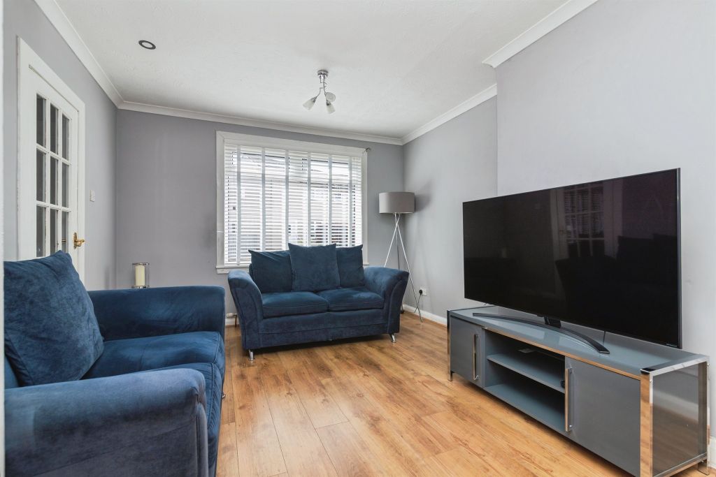 Property photo 3 of 18