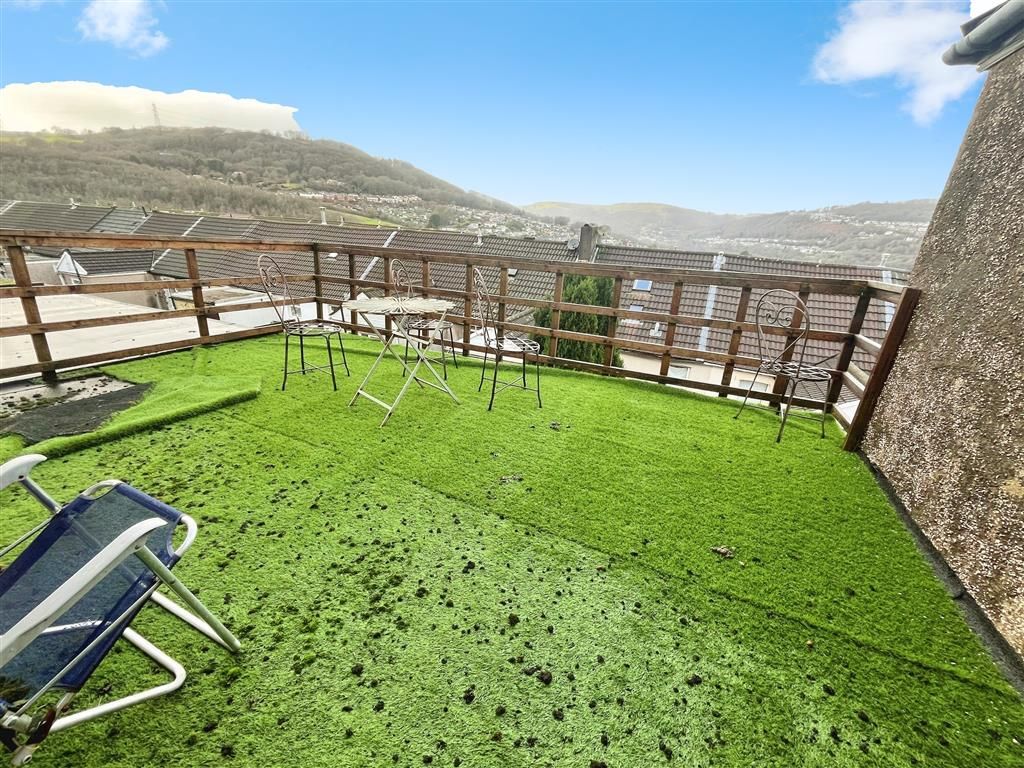 Property photo 2 of 10 Garden