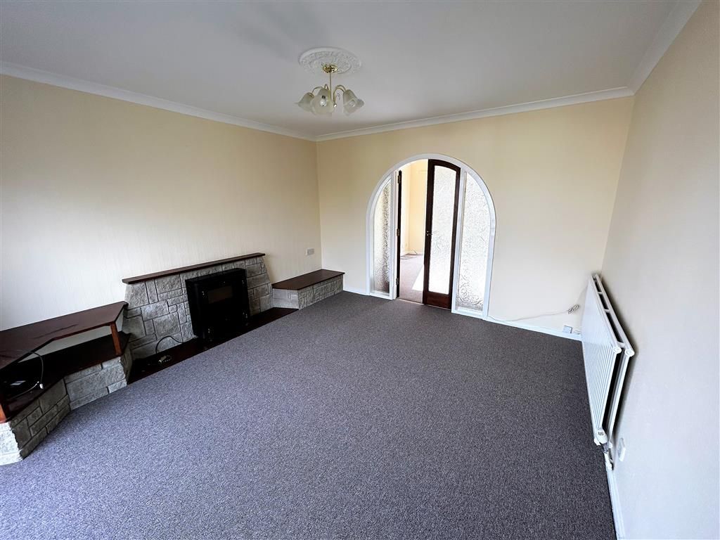 Property photo 2 of 11 Image