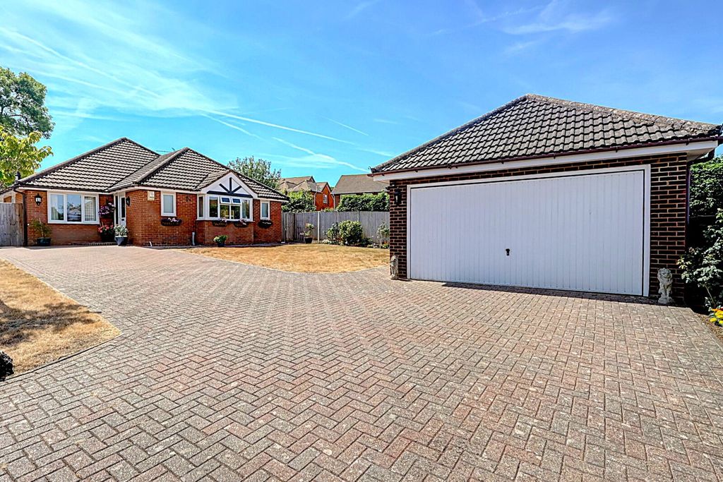 Property photo 1 of 10 Picture No. 35