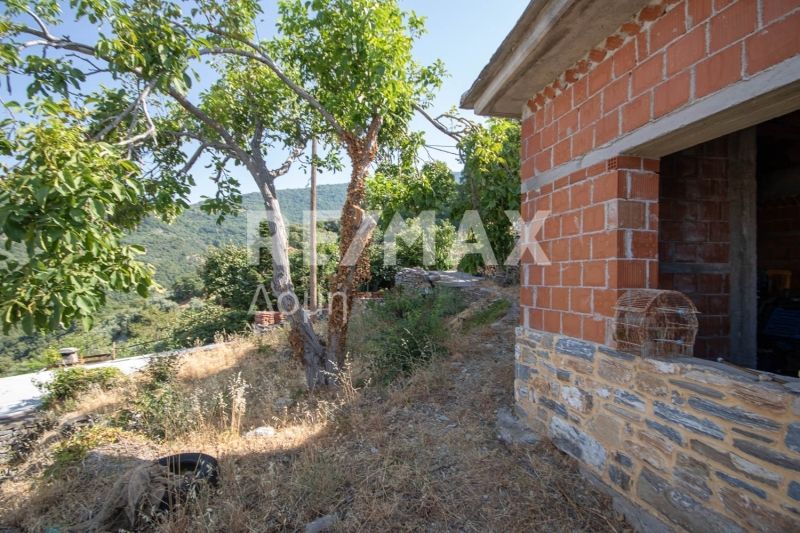 Property photo 3 of 25