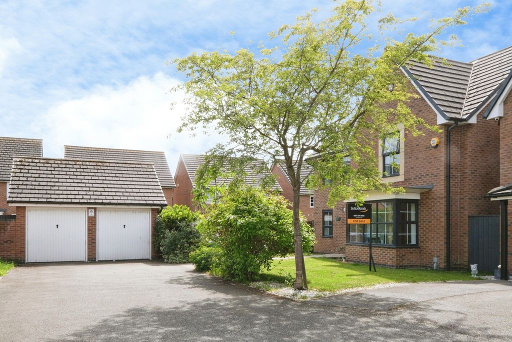 Property photo 1 of 30 Pbox-Img.Jpg