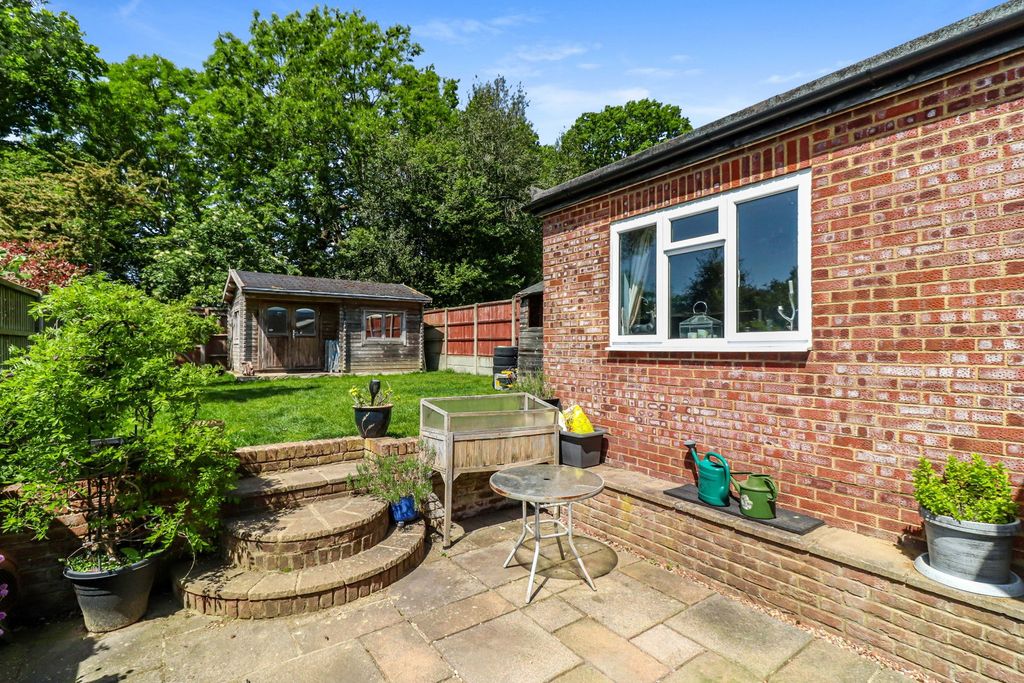 Property photo 2 of 23