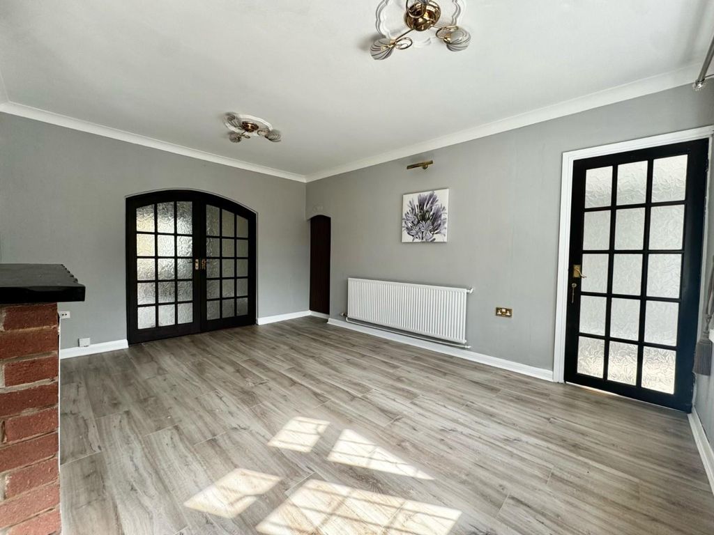 Property photo 3 of 16 3