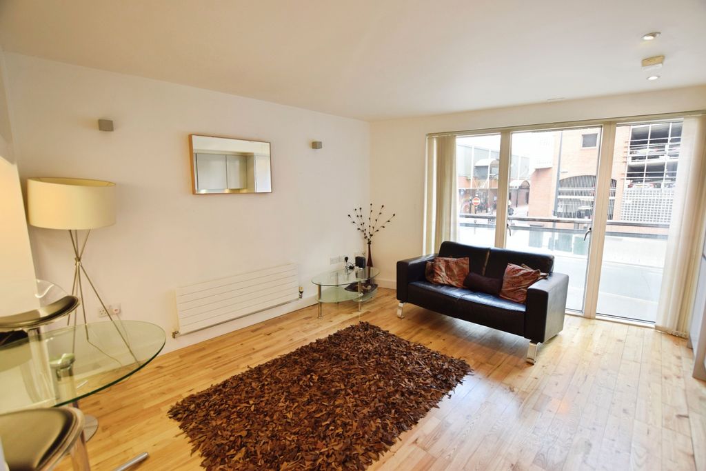 Property photo 2 of 9