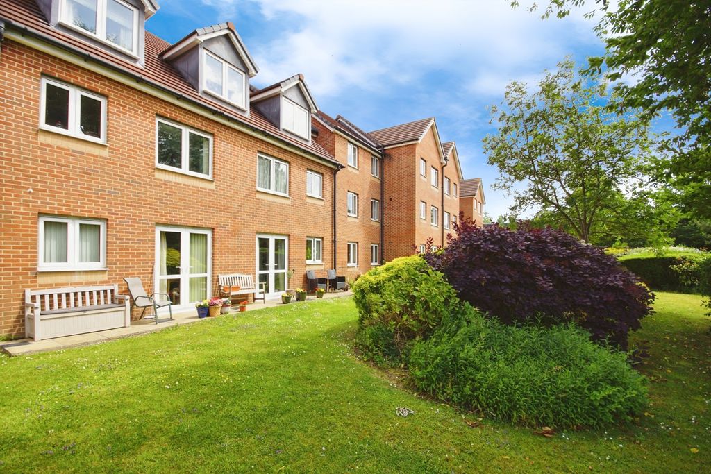 Property photo 1 of 16 Photo