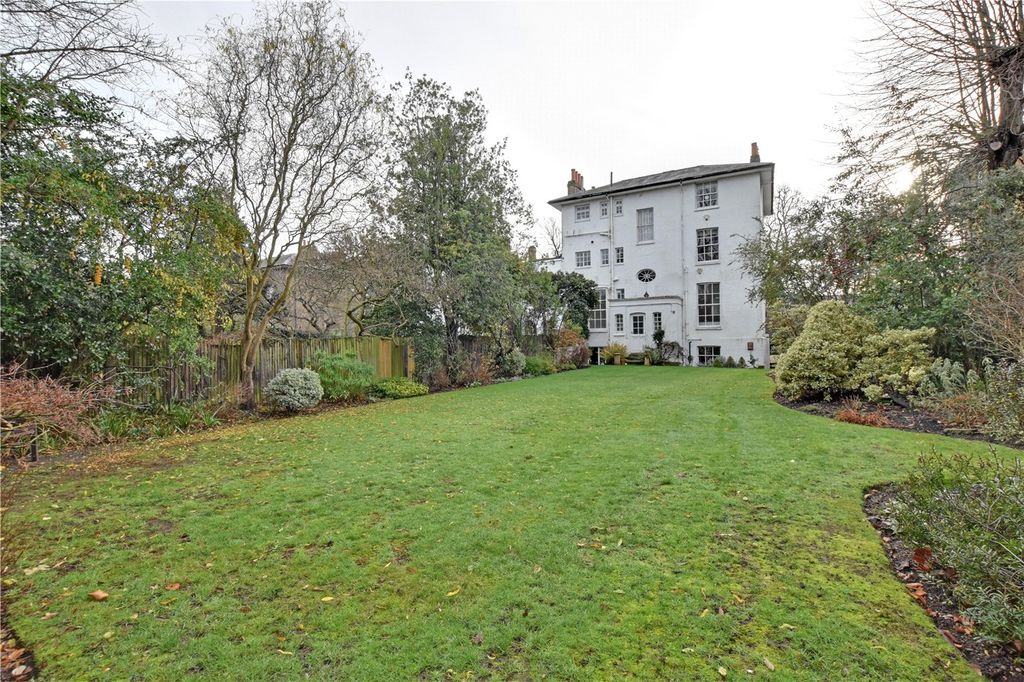 Property photo 3 of 15 Picture No. 14