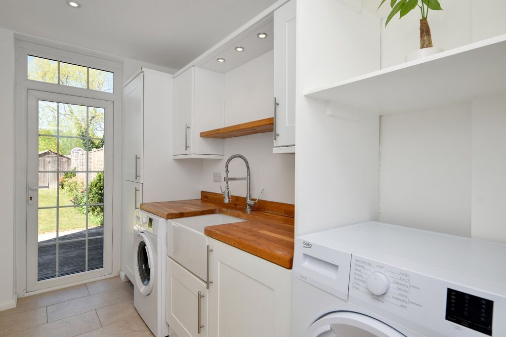 Property photo 3 of 47 Picture No. 05