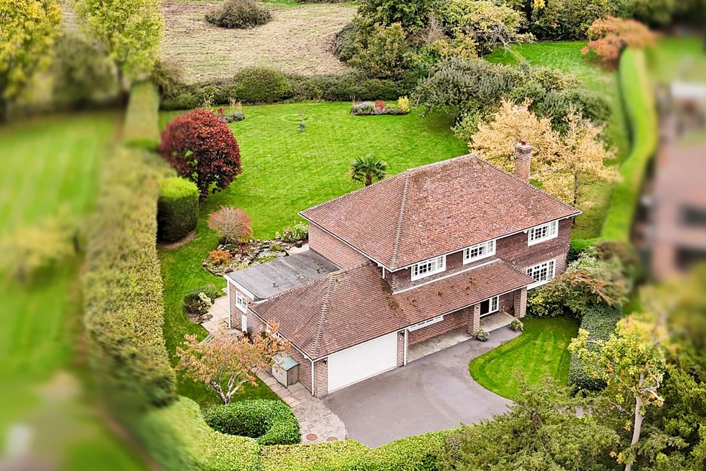 Property photo 1 of 30