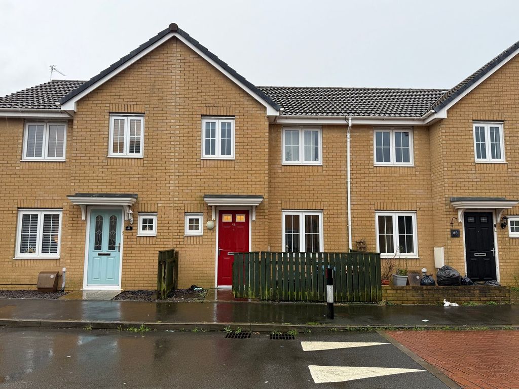 Property photo 1 of 12