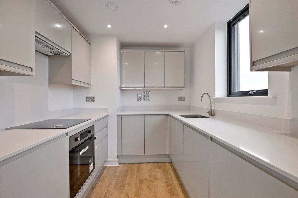 Property photo 3 of 11 Reception Room