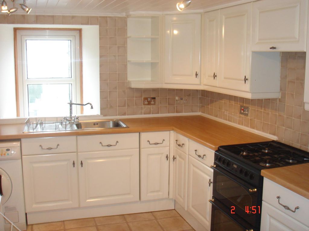 Property photo 2 of 12 Large Kitchen