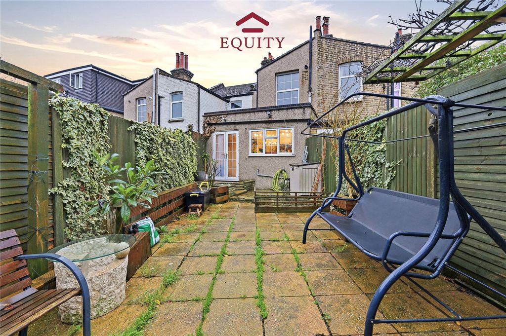 Property photo 3 of 16 Picture No. 42