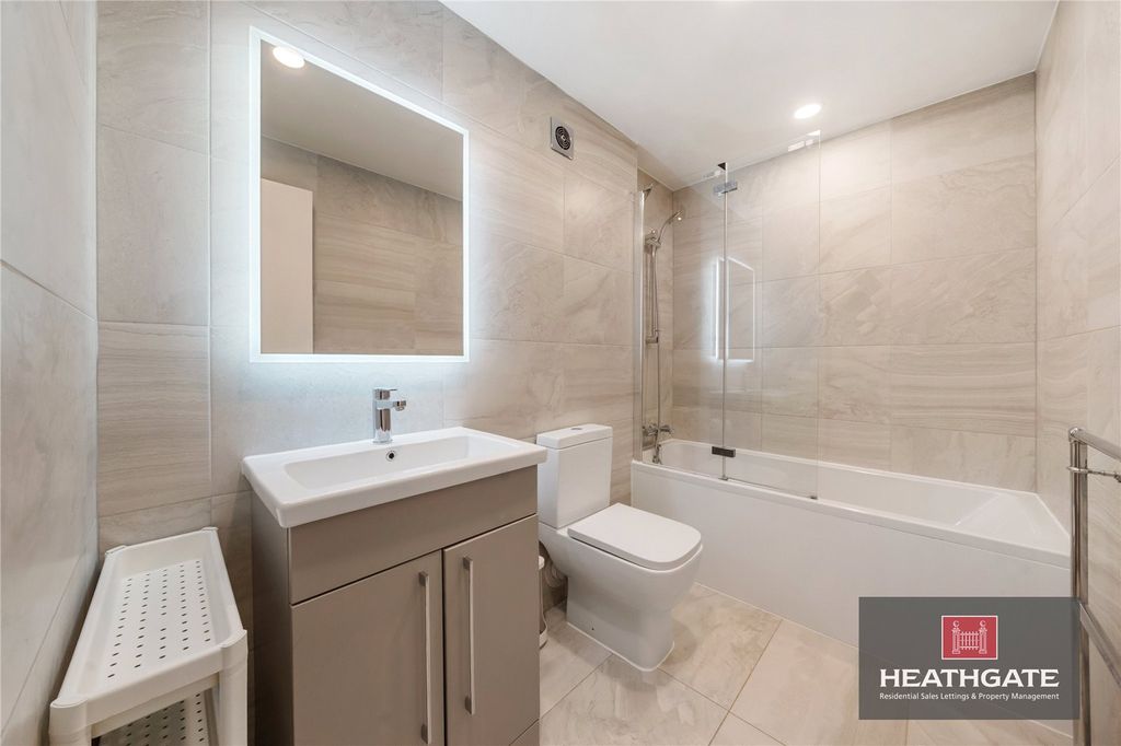 Property photo 2 of 12 Picture-No-11-56