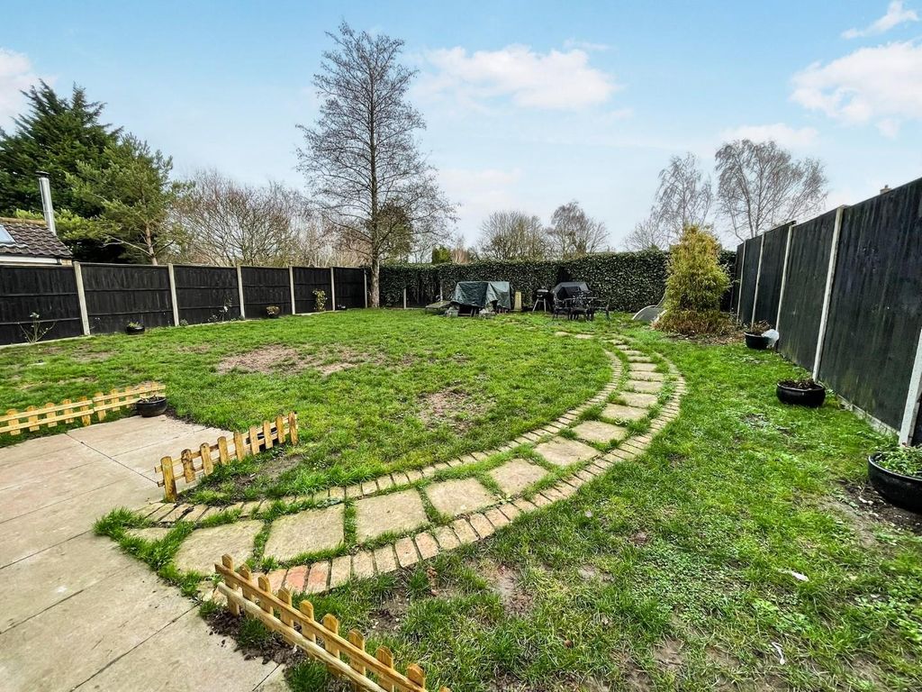 Property photo 2 of 11 Tlc_3c138E69-548E-419B-9d6c-22E0F25Fd06B_4F4999c.J