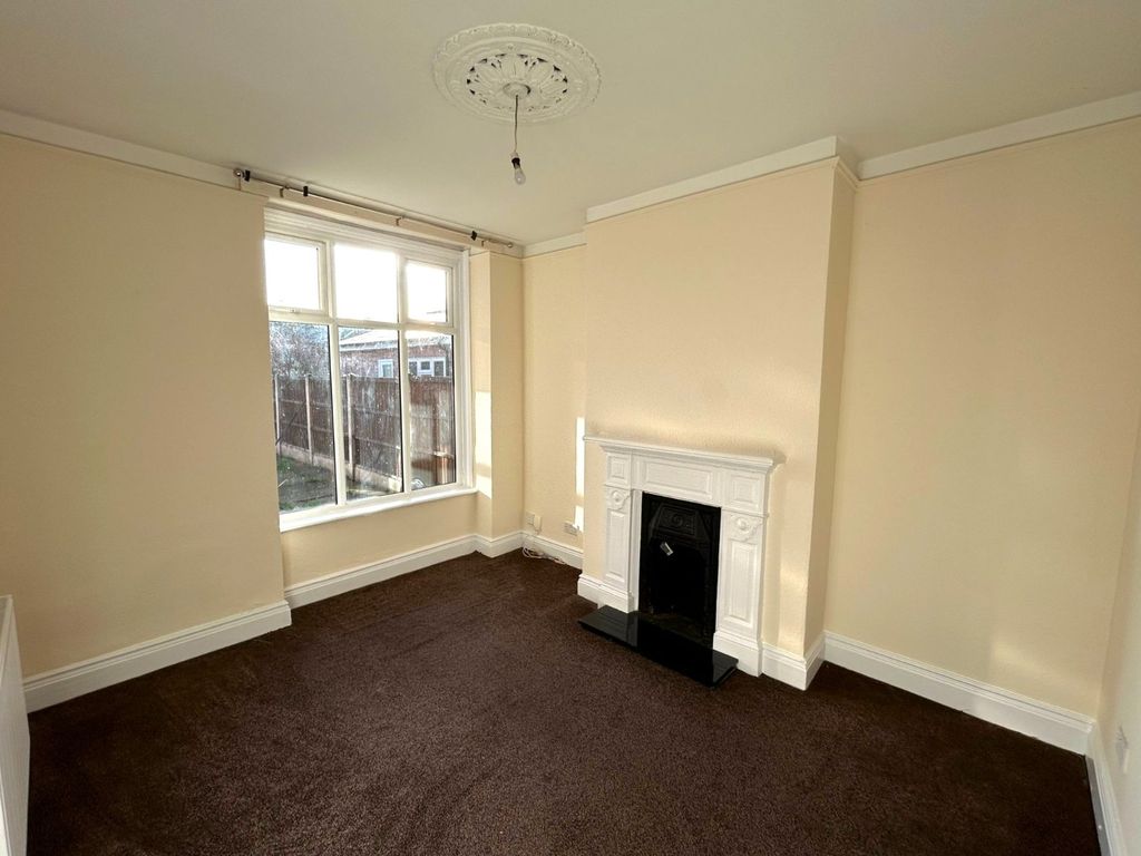 Property photo 3 of 17 Picture No. 24