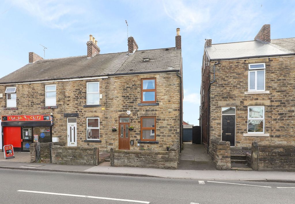 Property photo 2 of 20