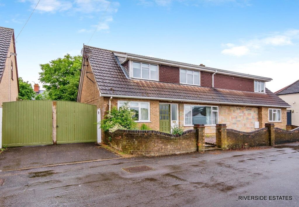 Property photo 1 of 5