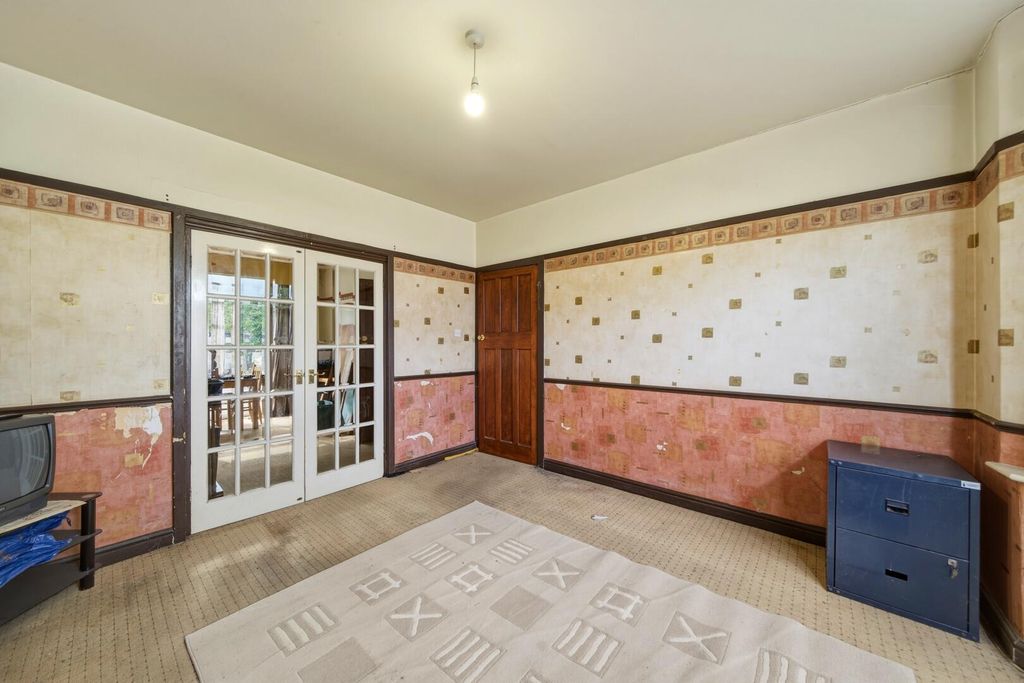 Property photo 3 of 17 Reception Room