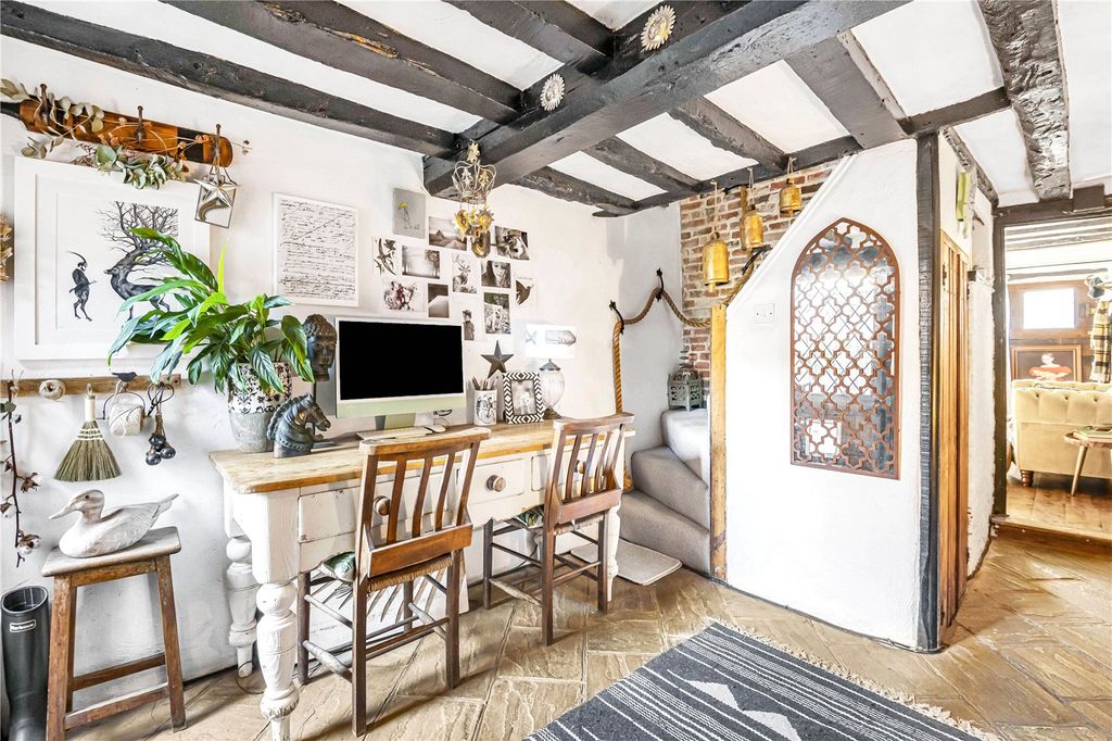 Property photo 3 of 16 Picture No. 14