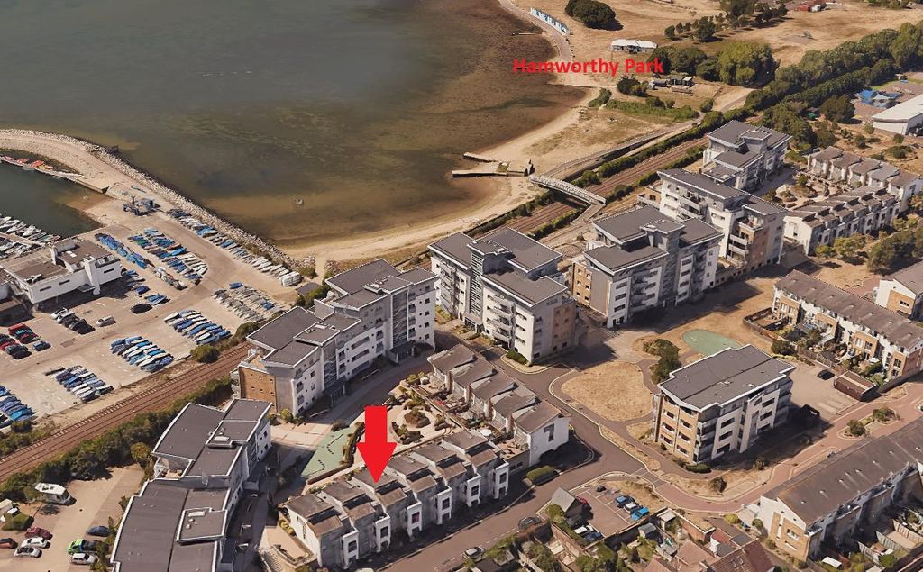 Property photo 3 of 21 Bev.Png