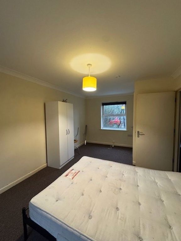 Property photo 2 of 7 Photo 1