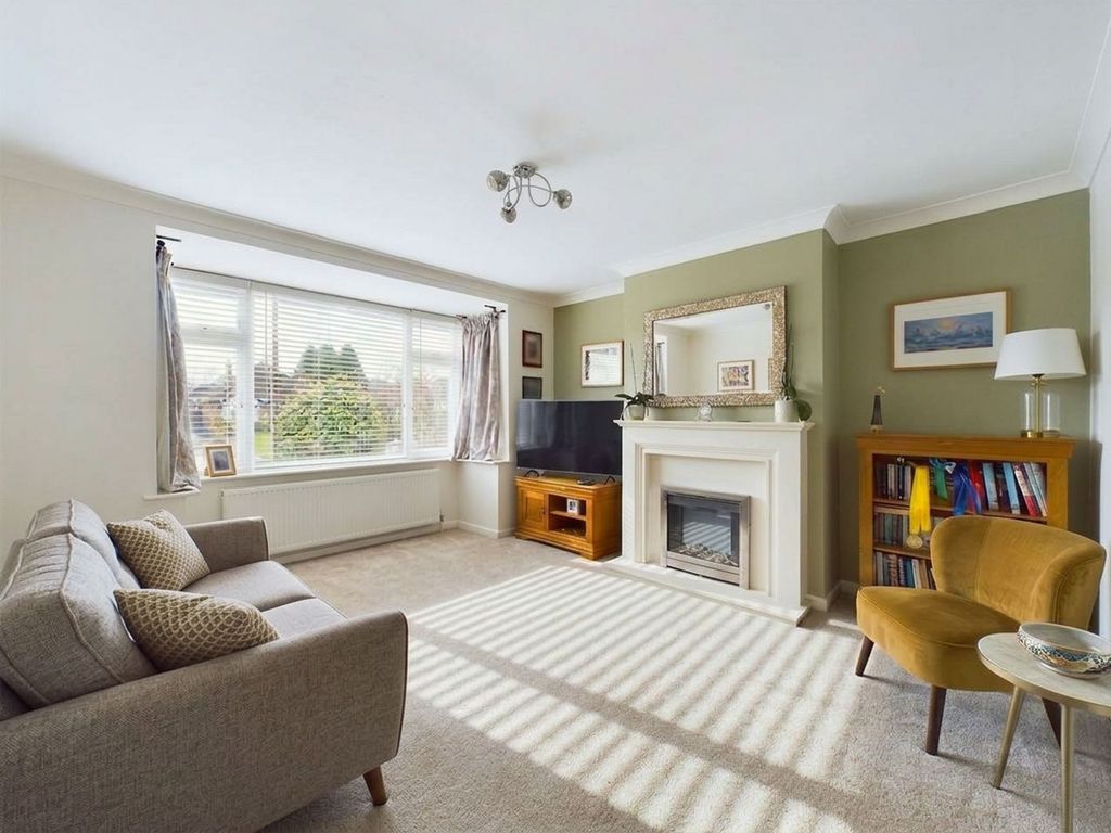 Property photo 2 of 26 Lounge (Virtually Furnished)