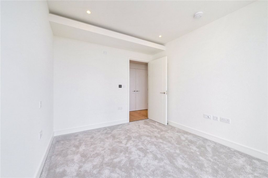 Property photo 2 of 8 Picture No. 06