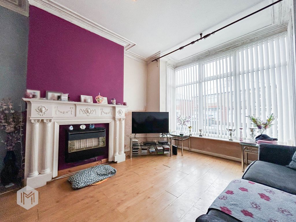 Property photo 2 of 12 Picture No. 11