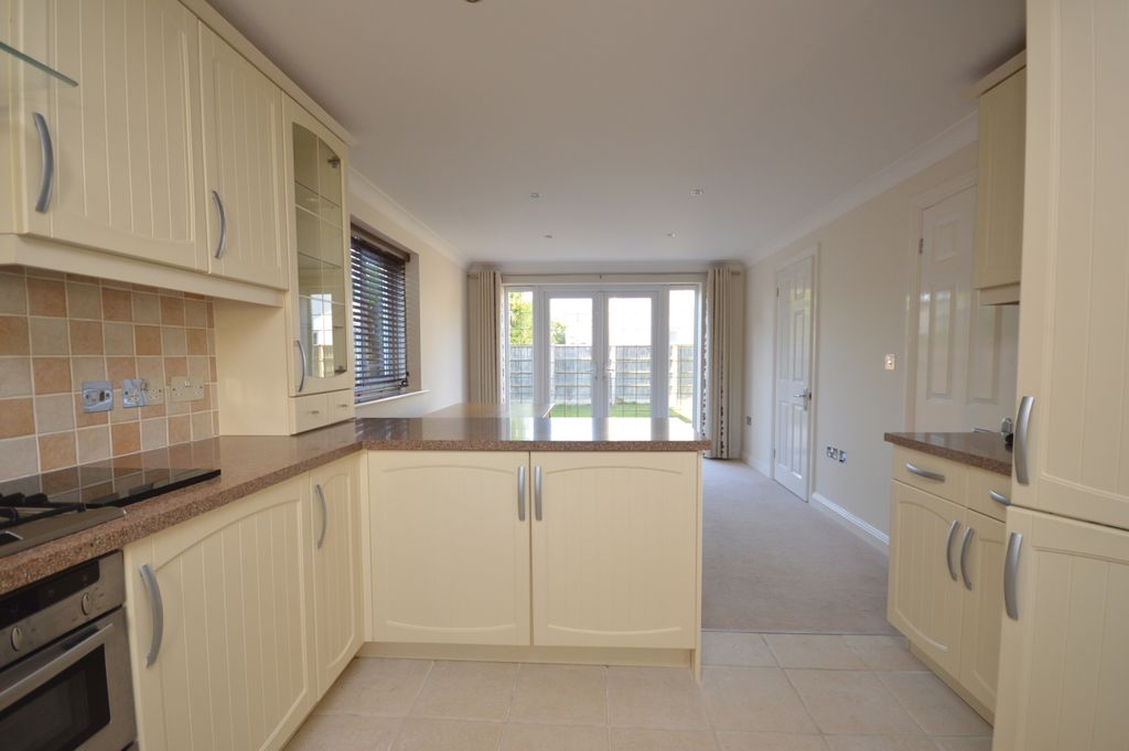 Property photo 3 of 15
