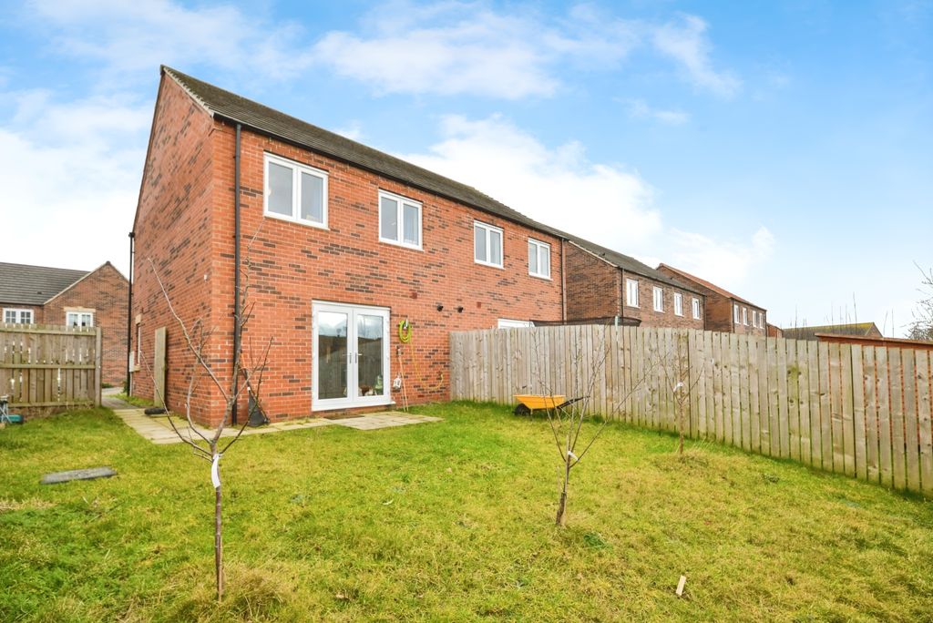 Property photo 1 of 17 Photography