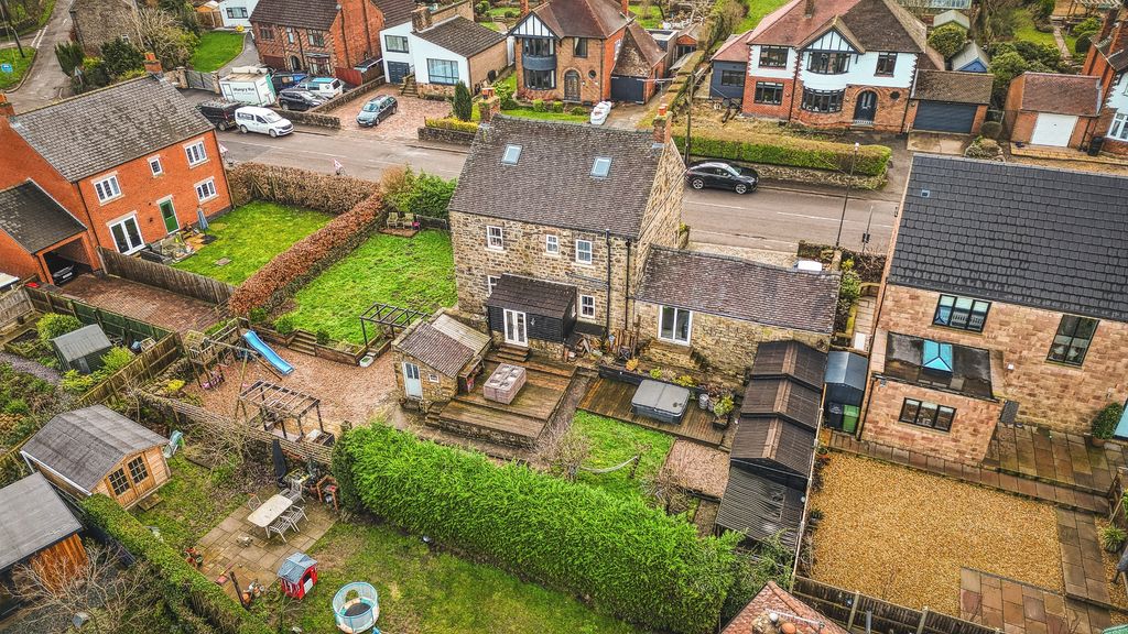 Property photo 2 of 43 Photo 15