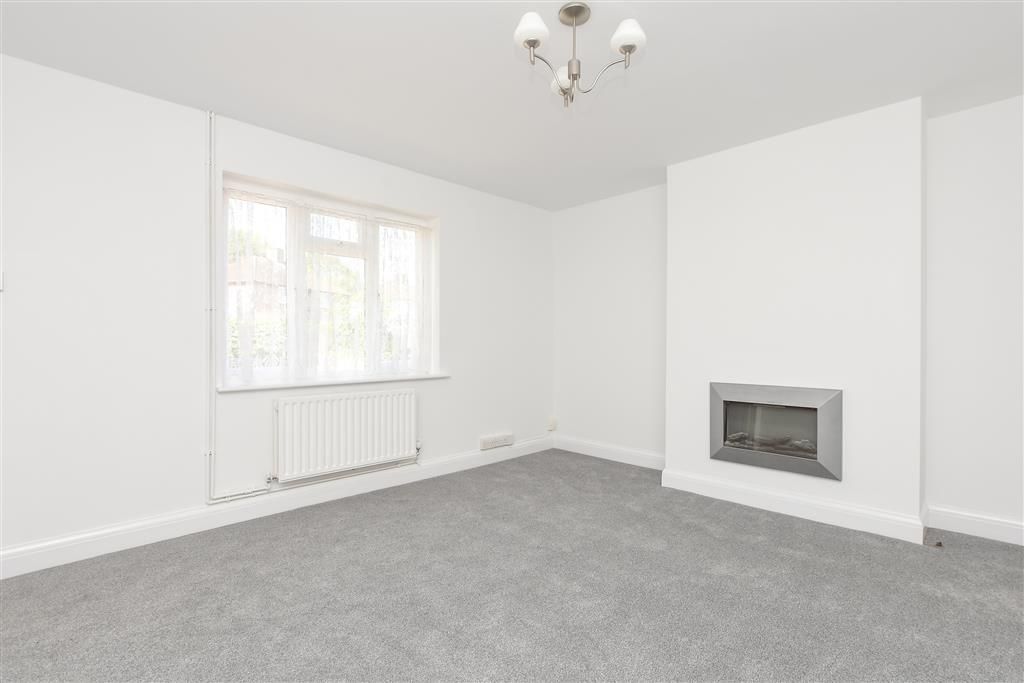 Property photo 3 of 15 Living Room