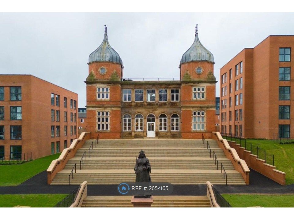 Property photo 2 of 21