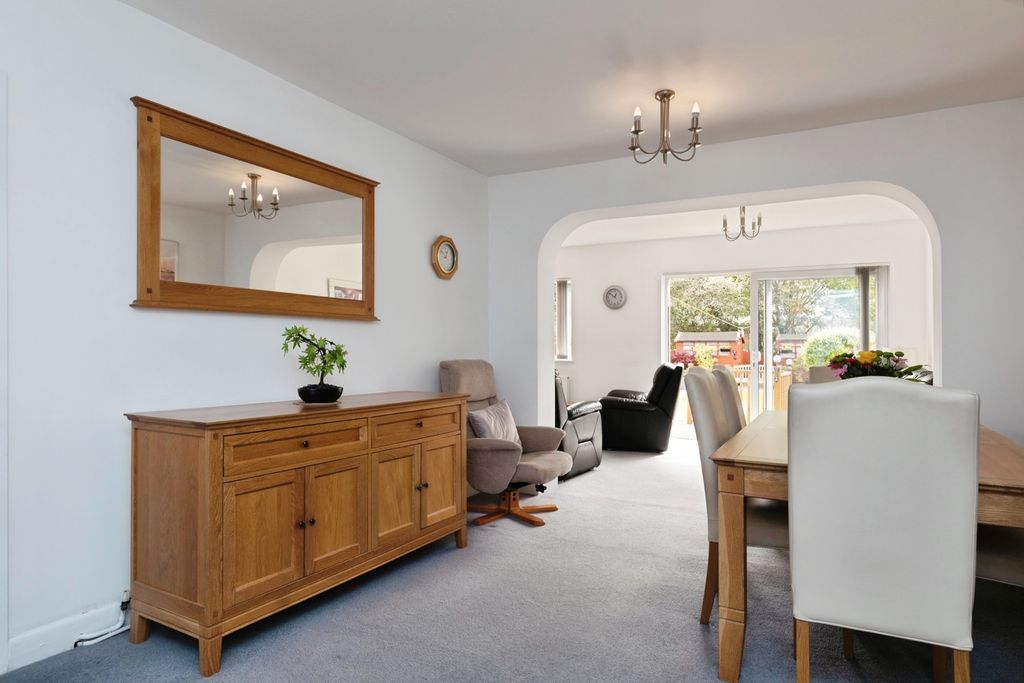 Property photo 3 of 26 Pbox-Img.Jpg