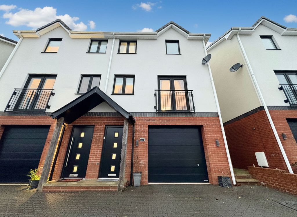 Property photo 1 of 49