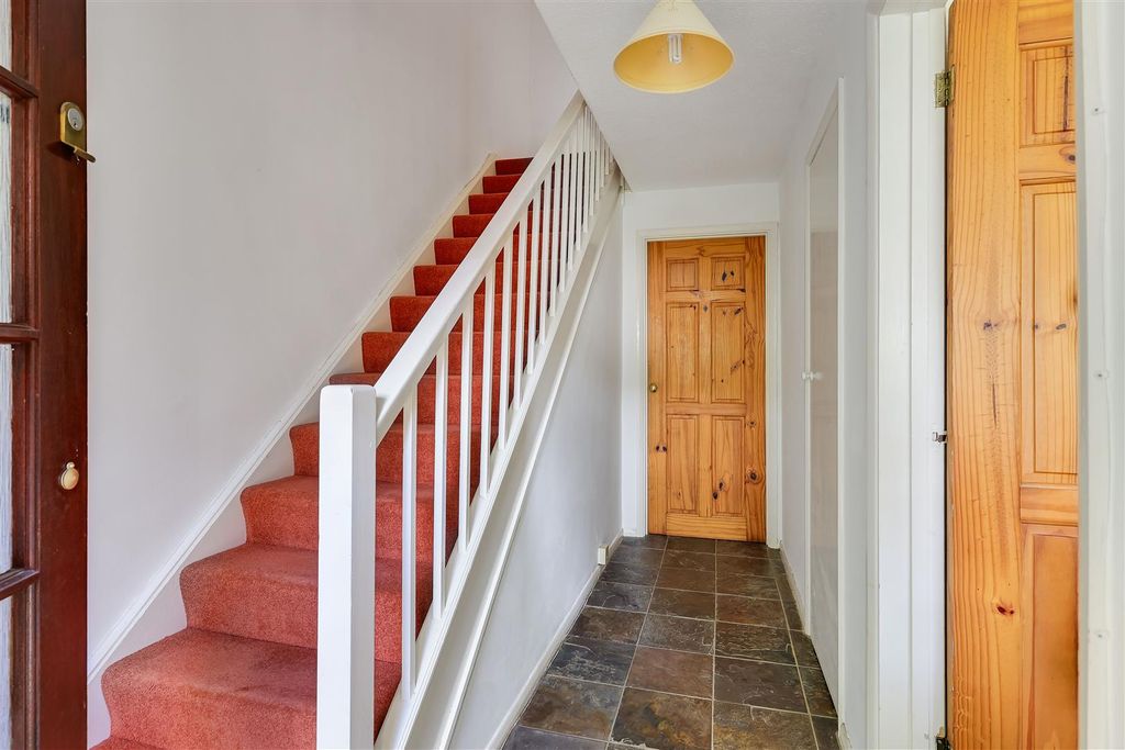 Property photo 3 of 21 Img (18).Jpg