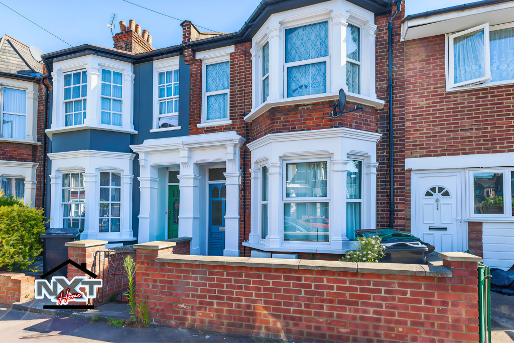 Property photo 1 of 11 Photo 9