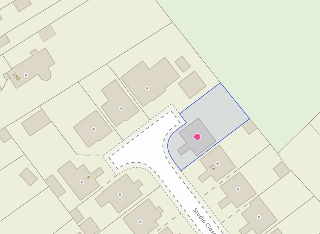 Property photo 2 of 27